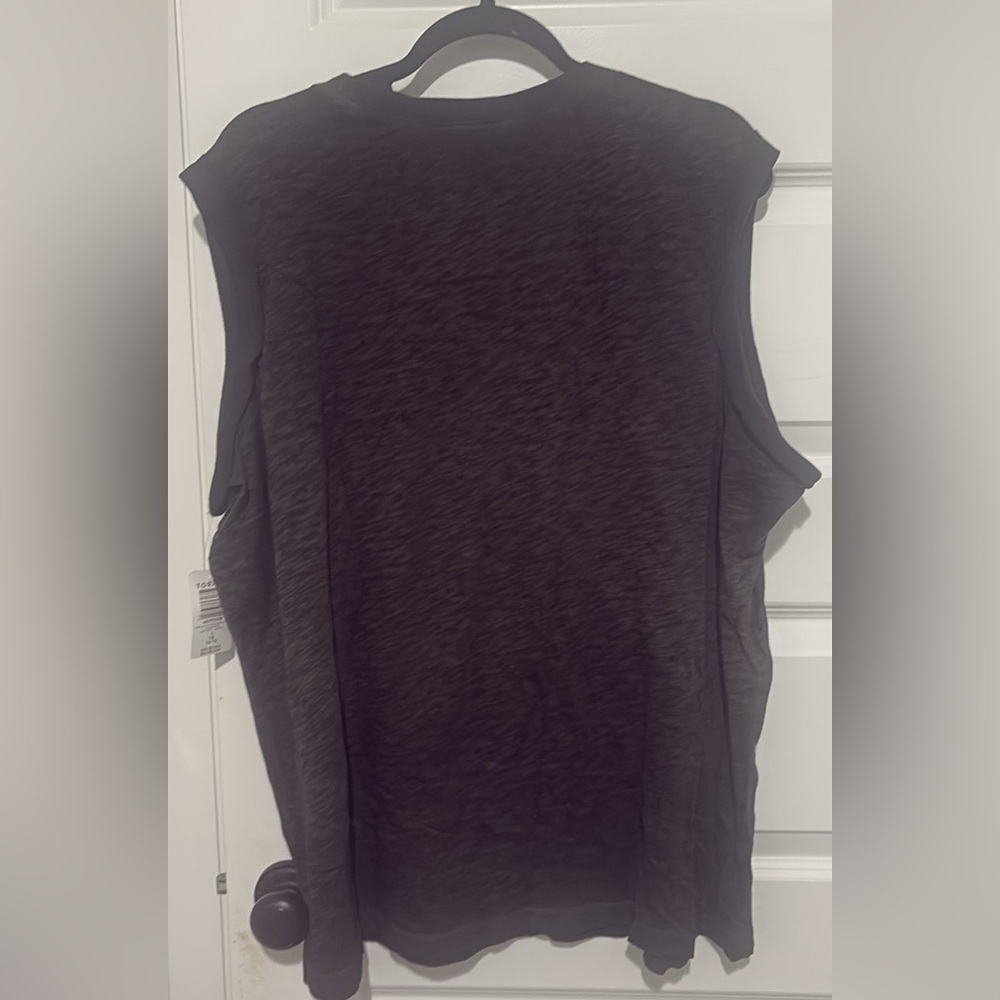 NWT Torrid Black Classic Fit Cotton Tank Top with Beach Motif Size 1 - Picture 2 of 4